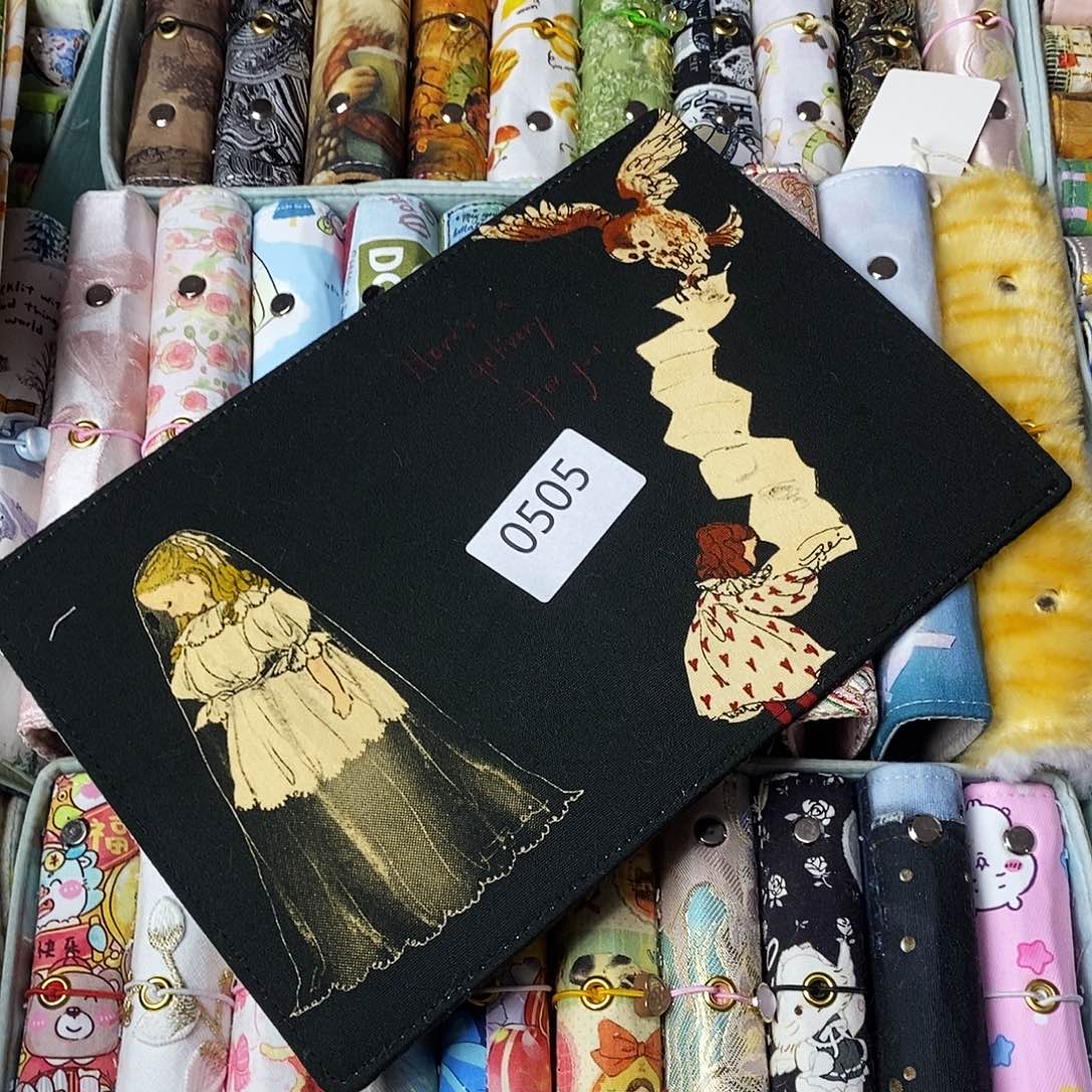 织绣A6 活页不加纸打孔0505