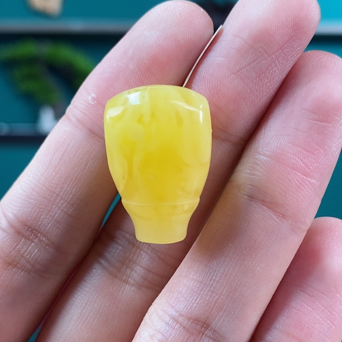 蜜蜡珠宝奇石未镶嵌