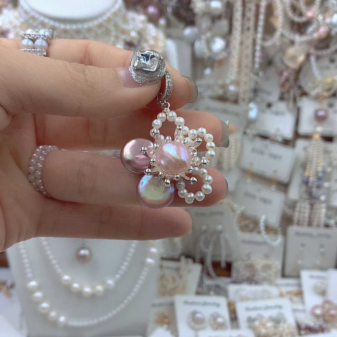 淡水珍珠银S925镶嵌耳饰