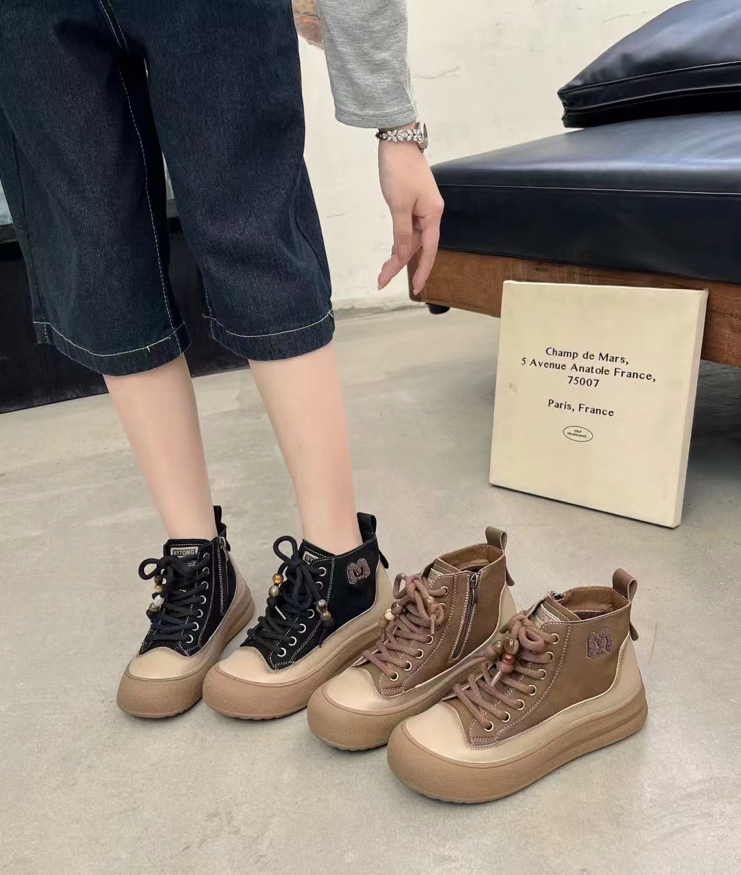 2025低跟秋冬高帮鞋防滑冬季短筒厚底平跟圆头系带