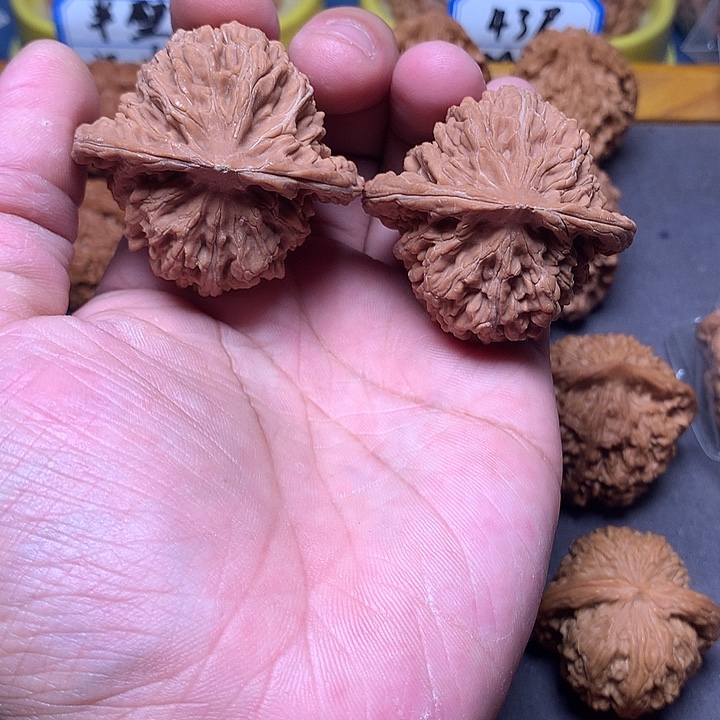 文玩核桃吊坠47尺四座楼