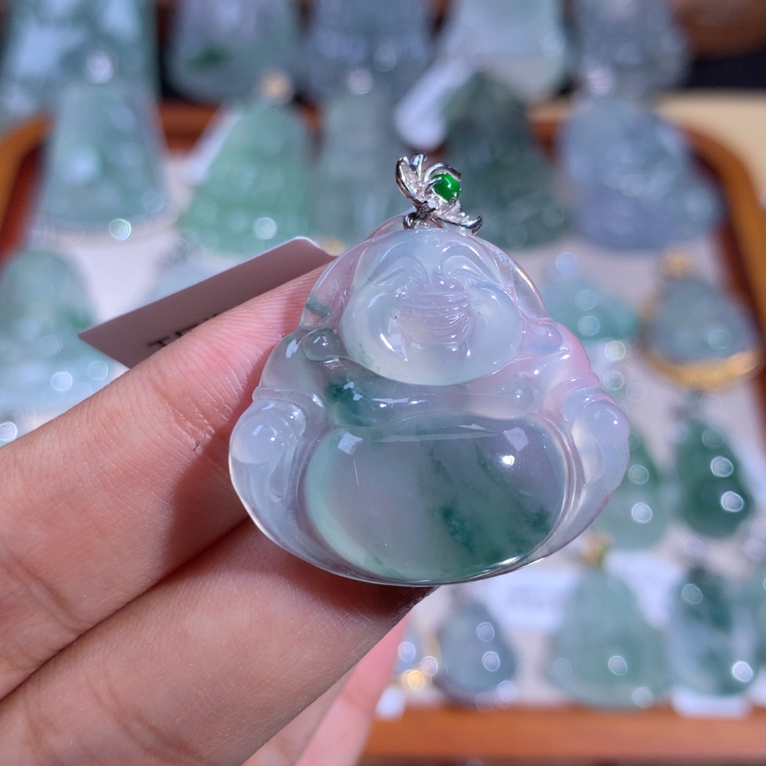 翡翠颈饰18K金镶嵌佛公