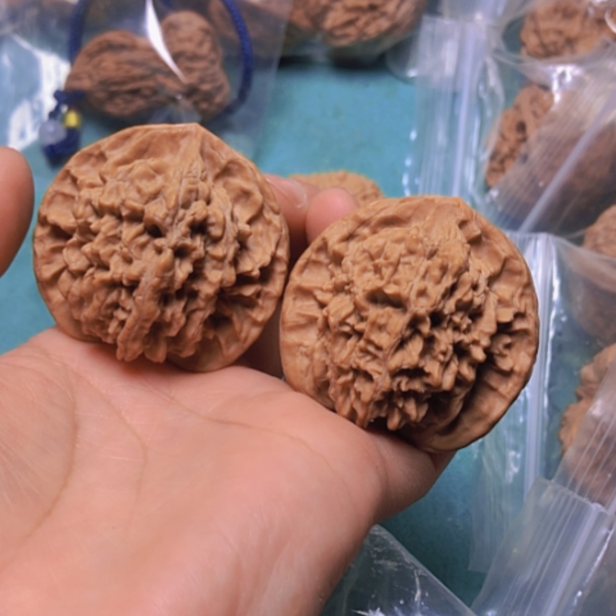 【闪购商品】核桃手串/手链43乾隆纹修尖