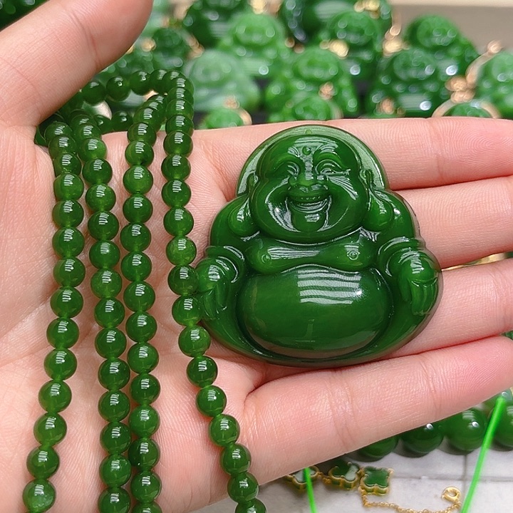 和田玉（碧玉）未镶嵌颈饰大佛公加珠链一套
