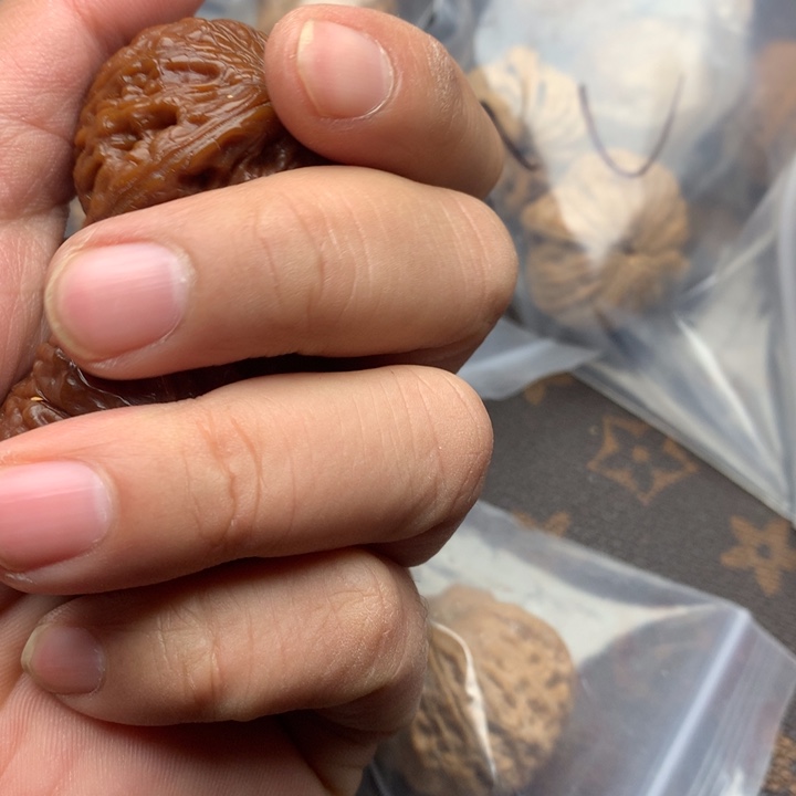 桃核吊坠要玩核桃啊……