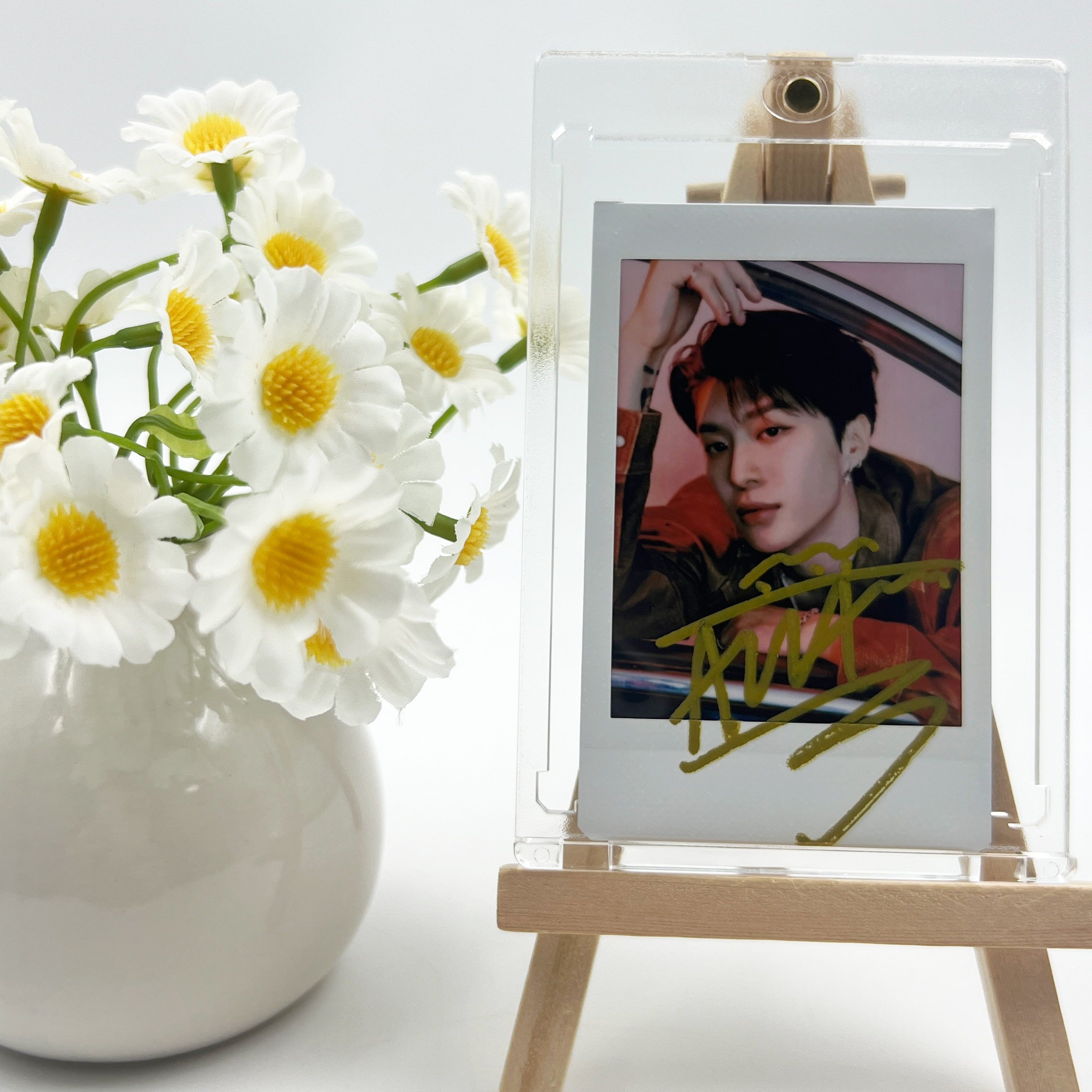 F01 范丞丞签名正品拍立得照片 白边