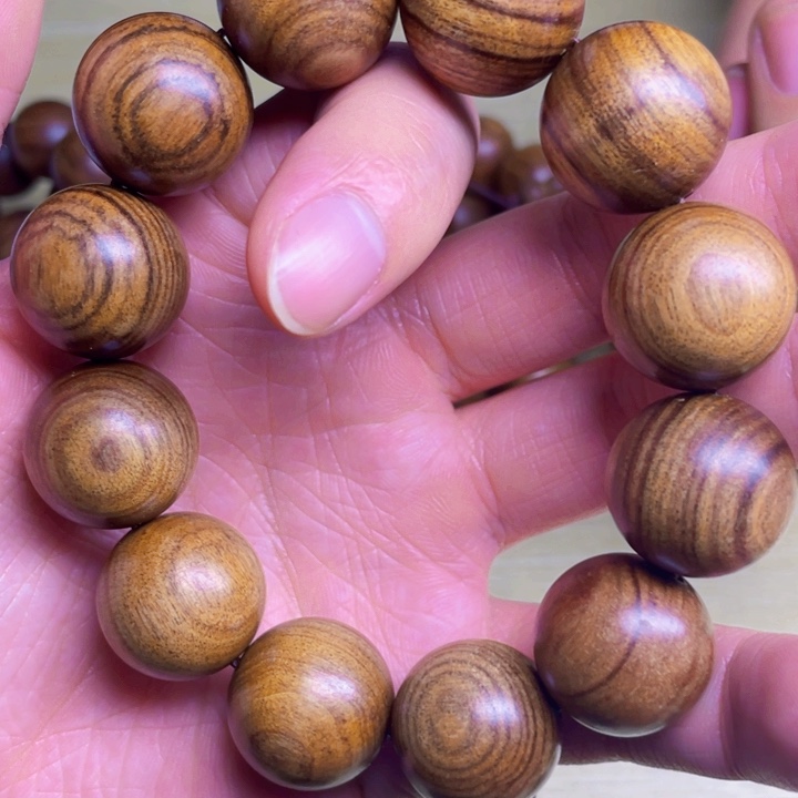 沉香碎屑沉香海南黄花梨