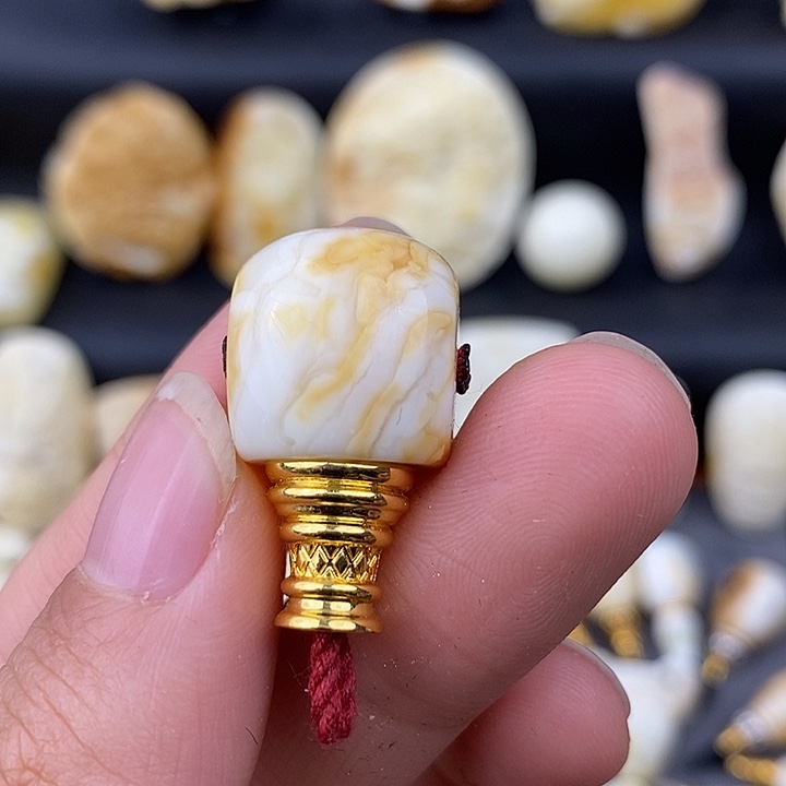 琥珀未镶嵌裸石14三通