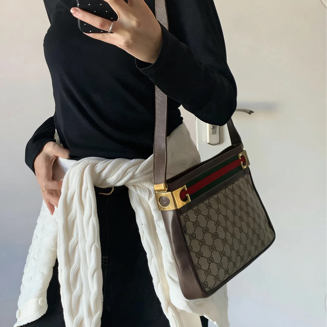 95新 GUCCI/古驰 G专属/古驰斜挎包/23036