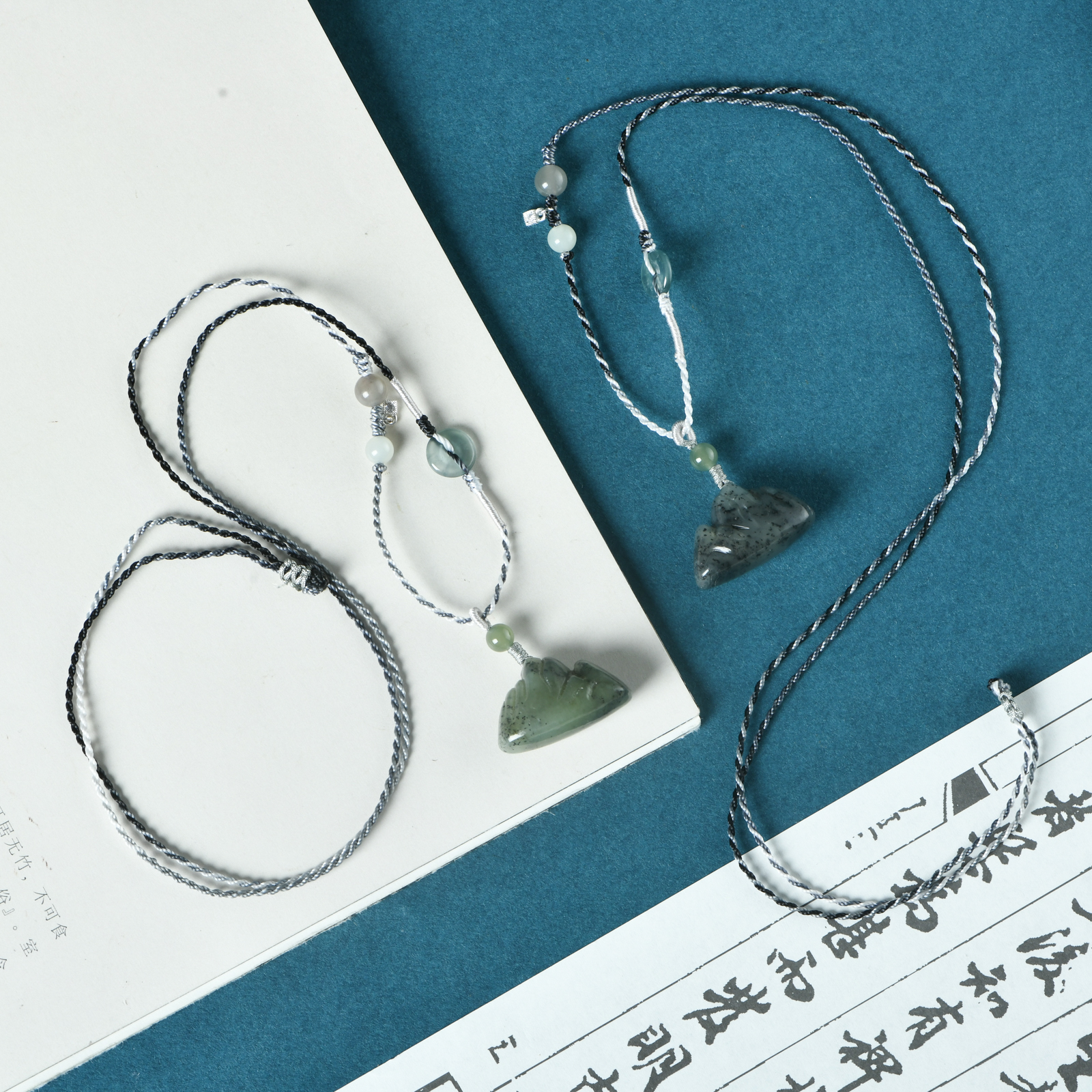 新疆100%和田玉吊坠高级感青墨文山脖挂（多样性发其一）