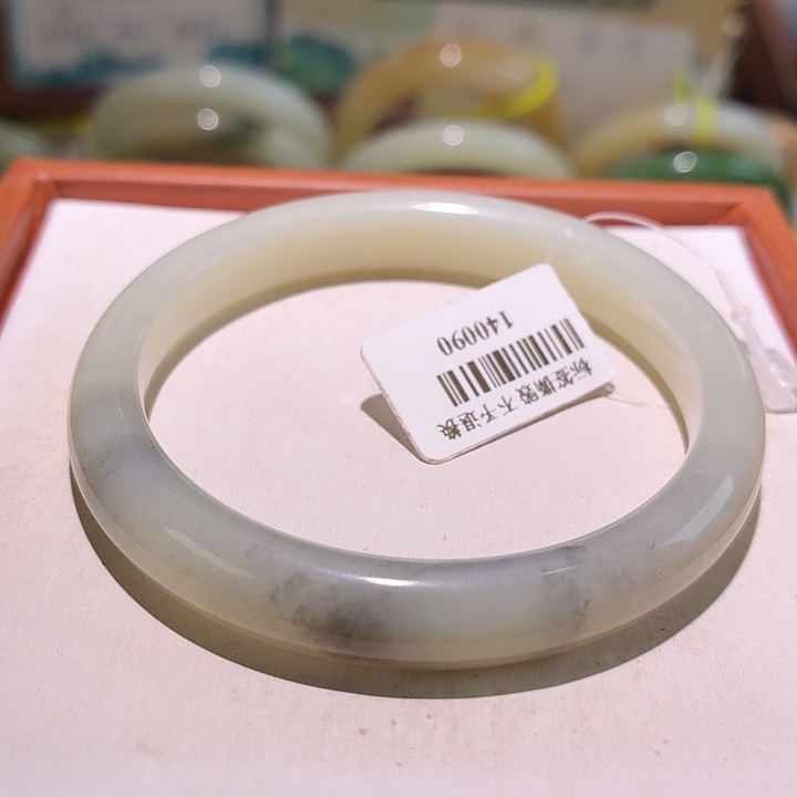 和田玉未镶嵌手镯 53 54