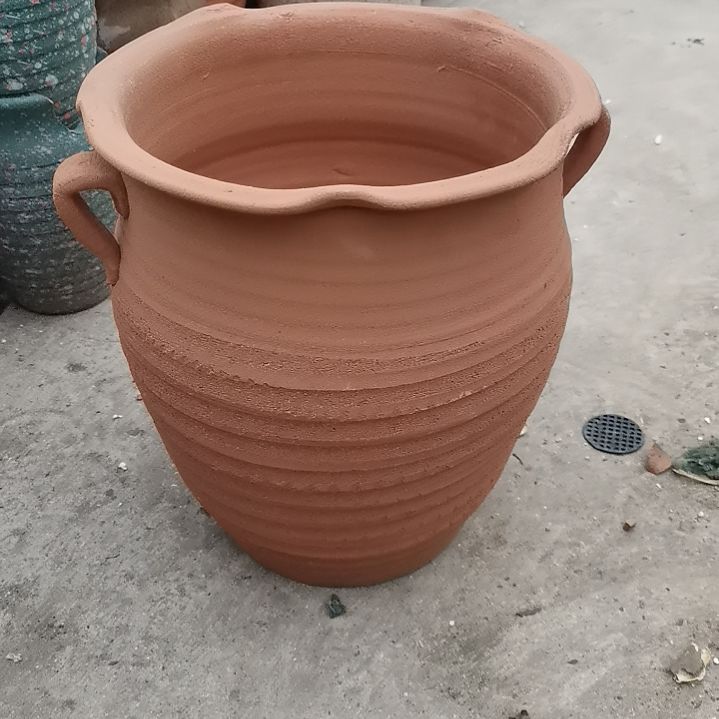 红陶口25高30瑕疵