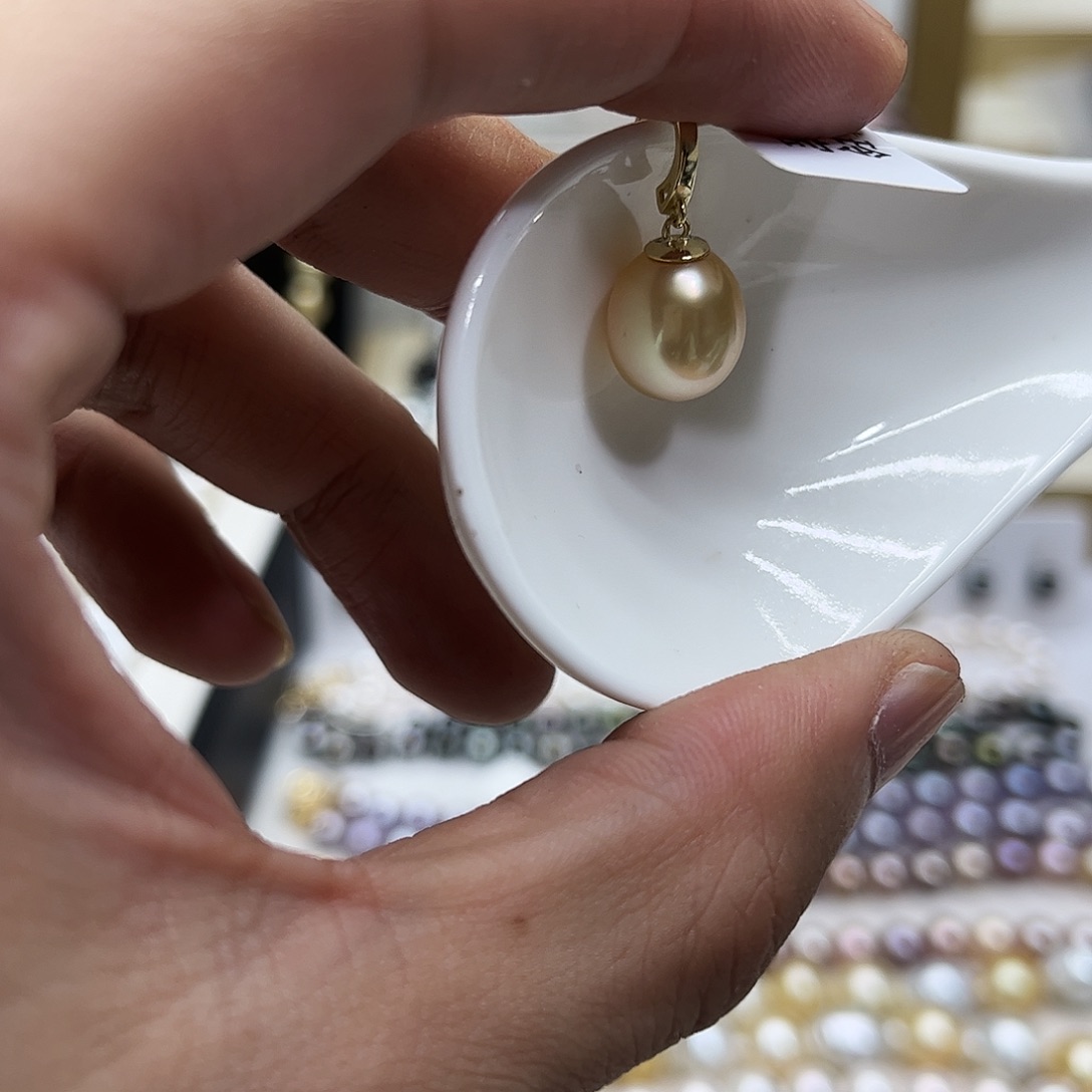 未镶嵌颈饰海水珍珠