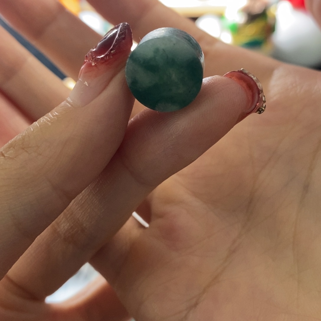 定制翡翠未镶嵌戒指