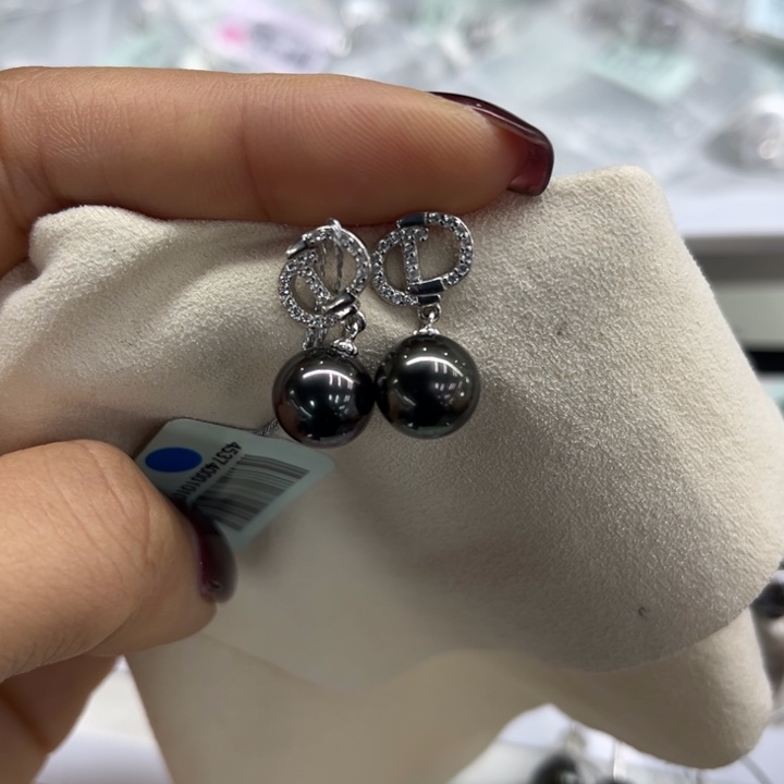 海水珍珠耳饰银S925镶嵌家***克