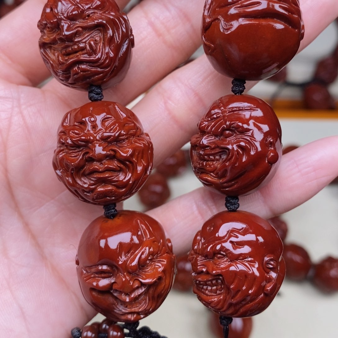 橄榄核吊坠云****询恶僧，