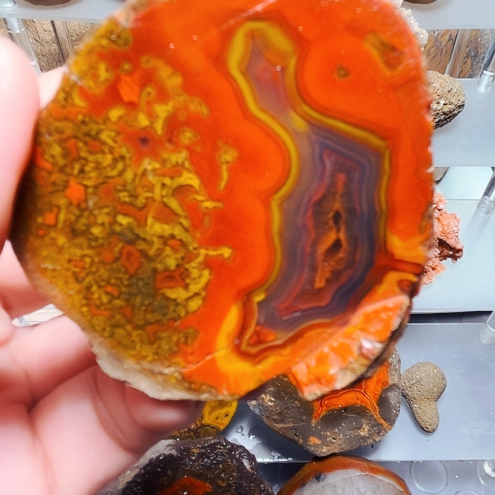 玛瑙/玉髓未镶嵌珠宝奇石