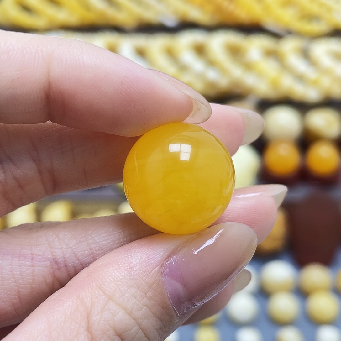 琥珀裸石未镶嵌设***野焦皮鸡油黄圆珠18.6mm
