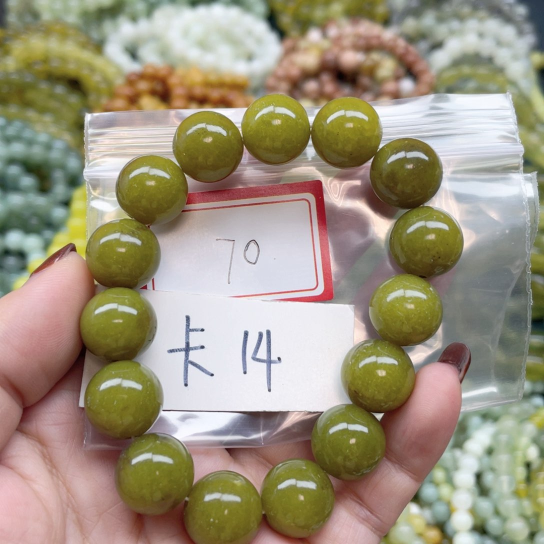 未镶嵌蛇纹石玉手链