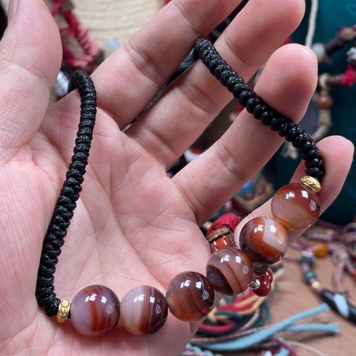 玛瑙/玉髓颈饰未镶嵌