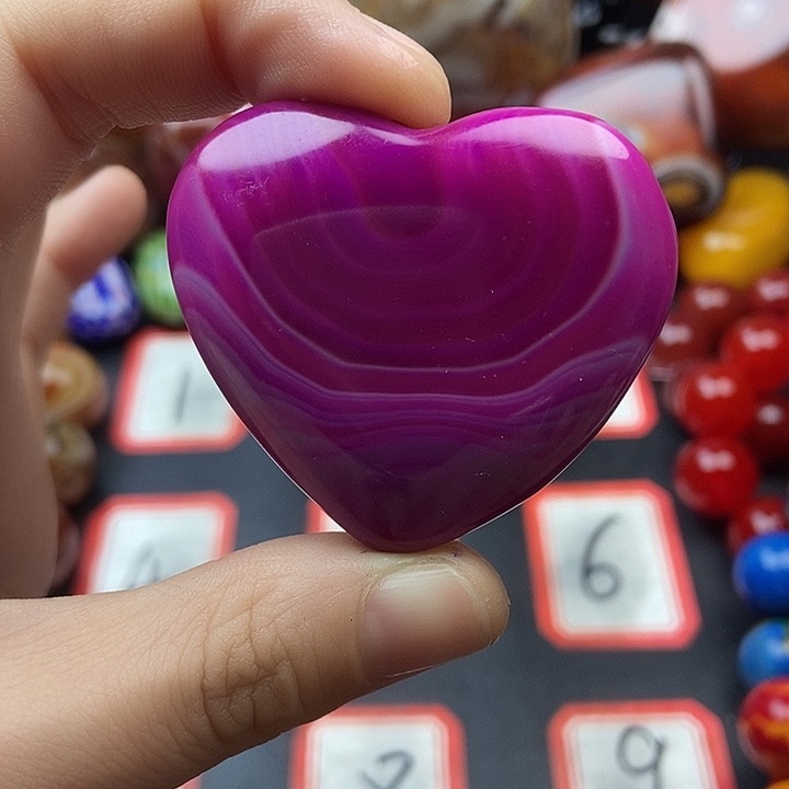 玛瑙/玉髓未镶嵌珠宝奇石