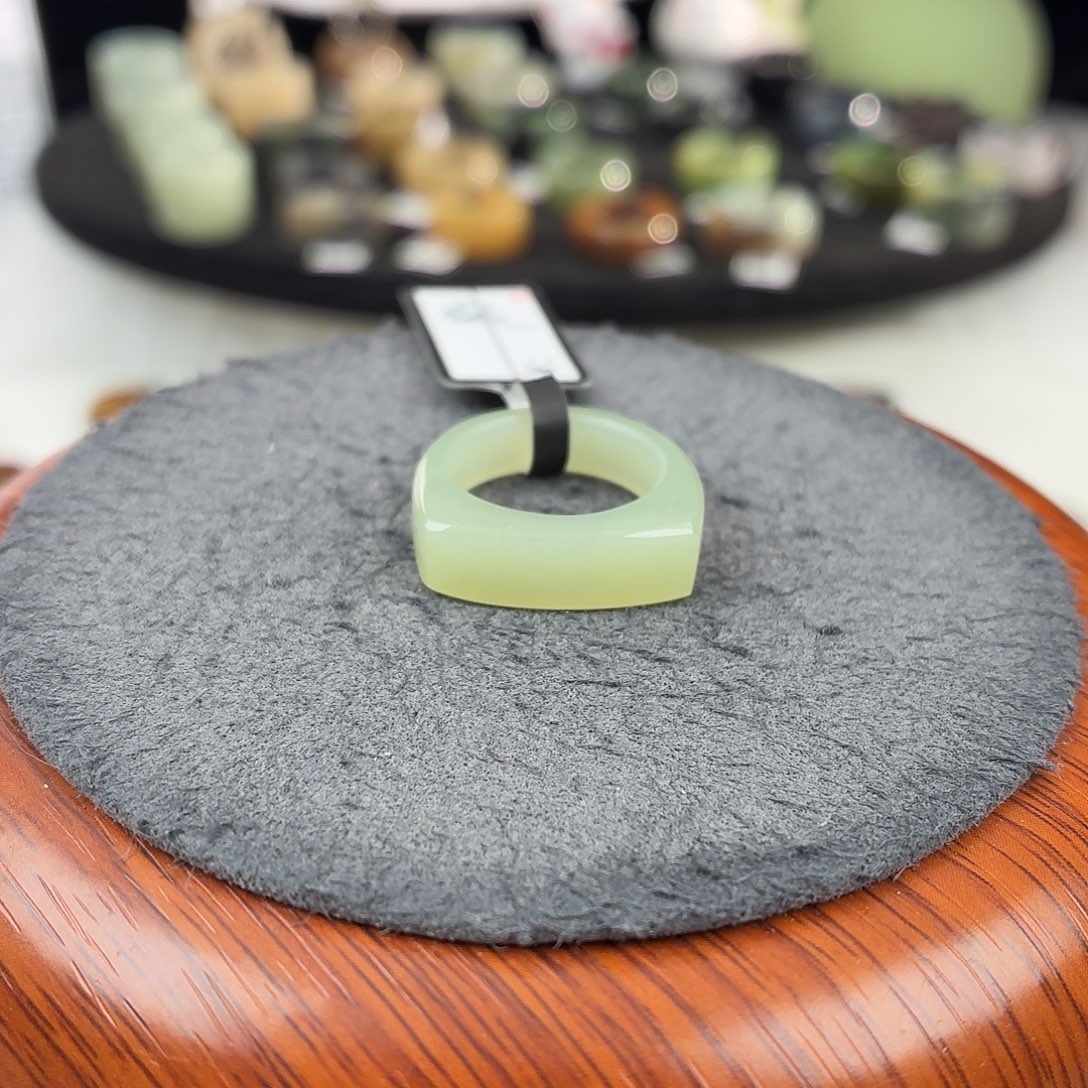 和田玉未镶嵌戒指b66奶黄马鞍15.3