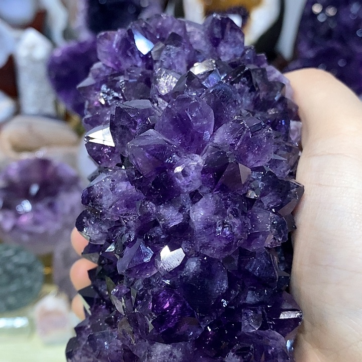 未镶嵌水晶大型摆件（非配饰）