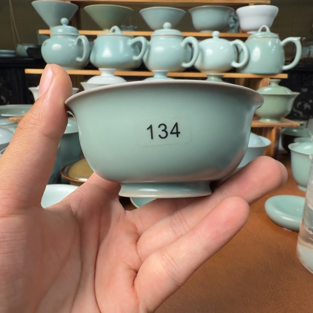 摆件陶一级仿古青绿超薄胎压手杯100cc不开片