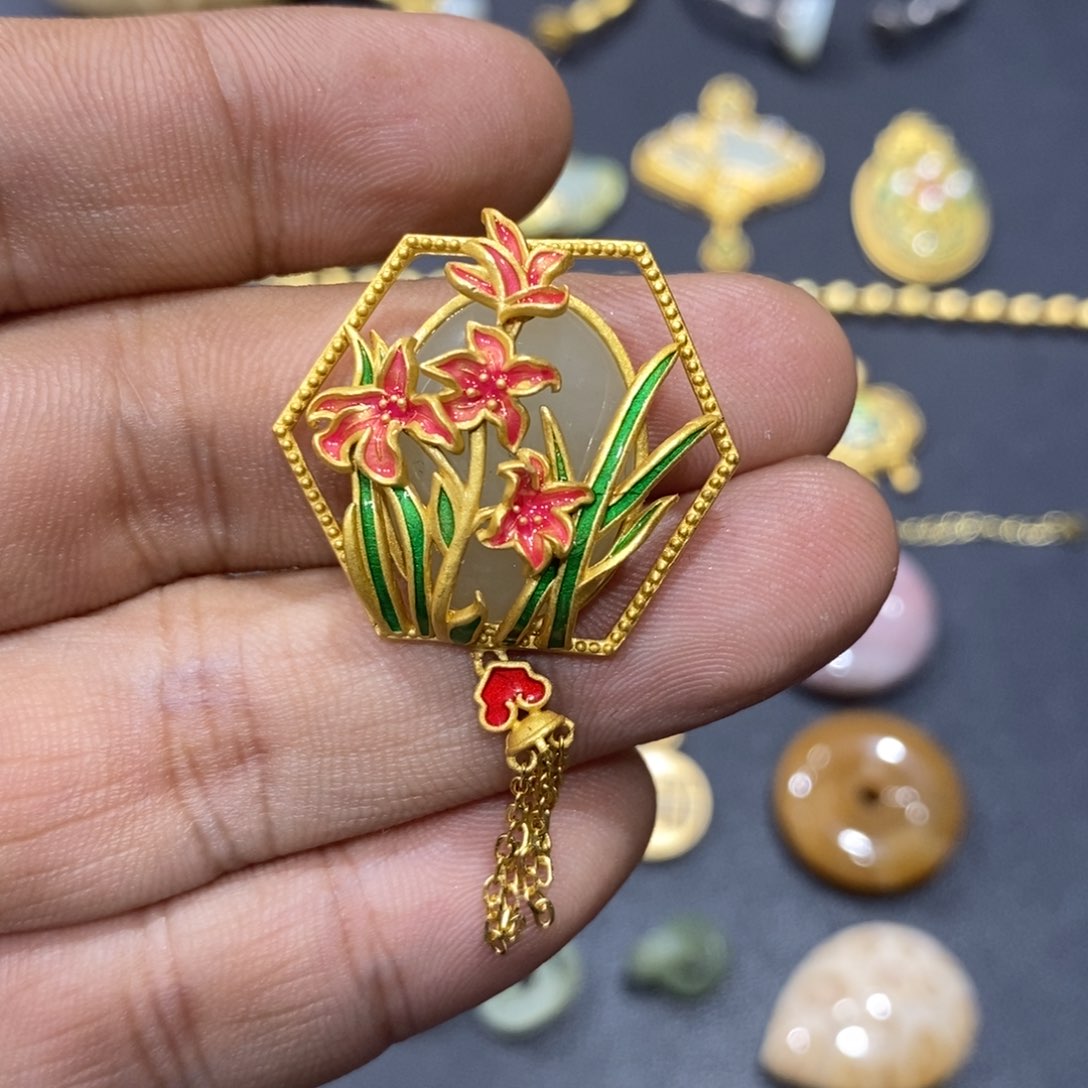 和田玉颈饰银S925镀金镶嵌