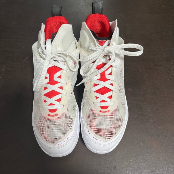 37代白红 41码无配盒 正品篮球鞋