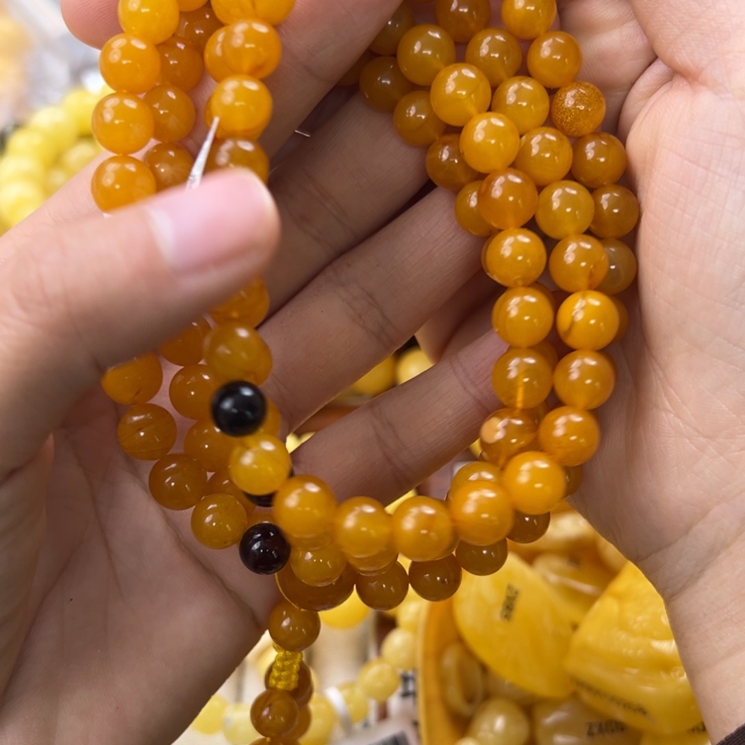 琥珀珠宝奇石未镶嵌
