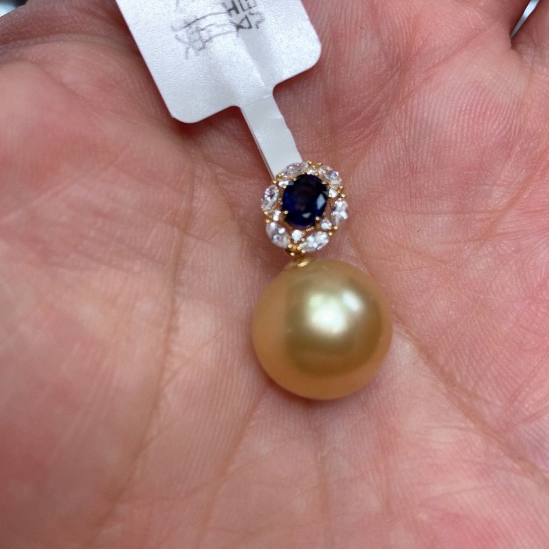 海水珍珠颈饰18K金镶嵌