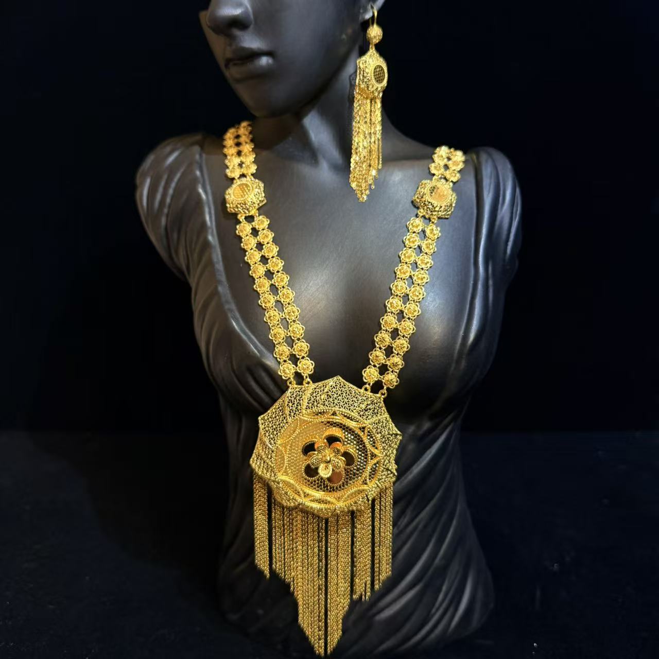 B播   足金999   71.84g   足金饰品