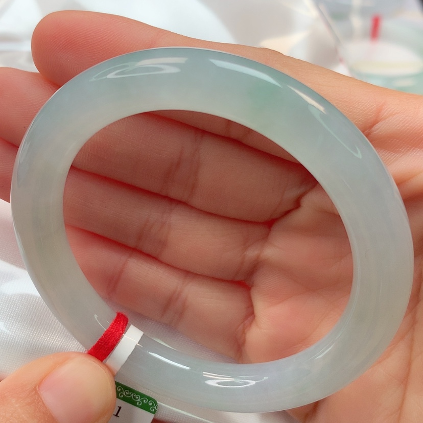 【闪购商品】翡翠手镯未镶嵌天然翡翠手镯