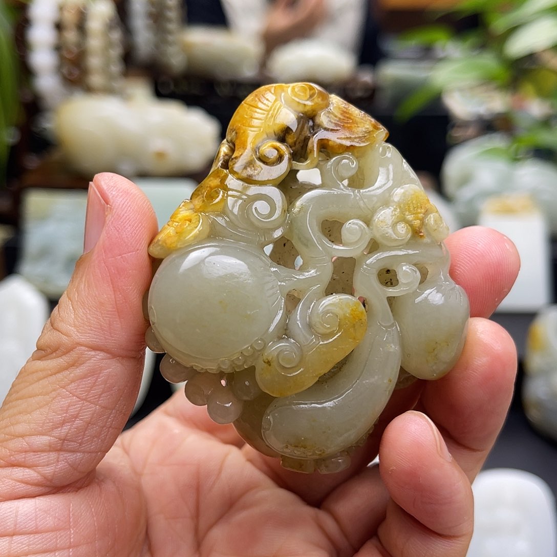 和田玉颈饰未镶嵌用****8