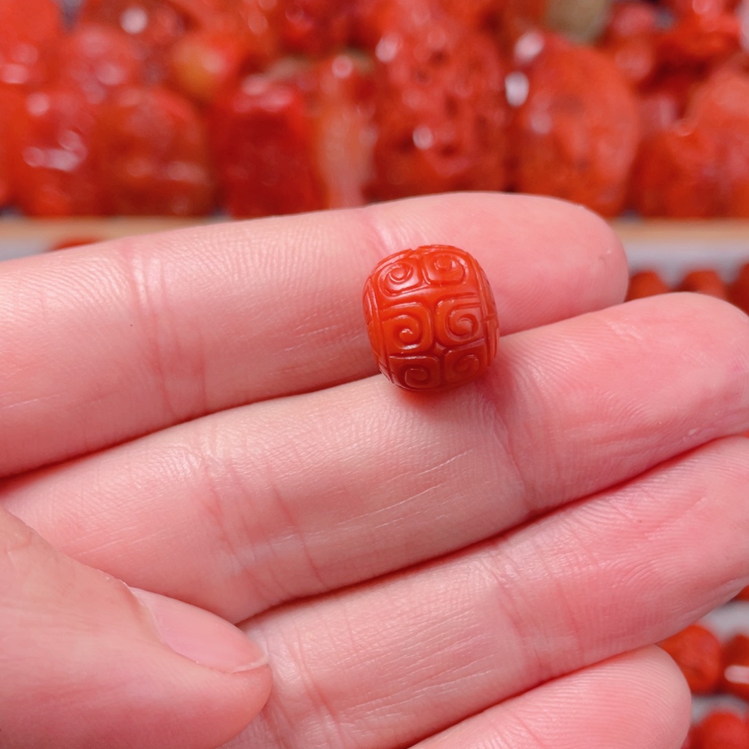 南红玛瑙配饰未镶嵌土****挖