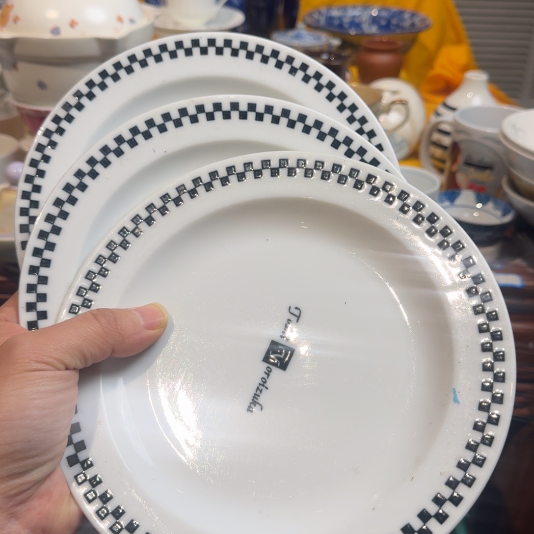 大***兄默认微瑕不退不换