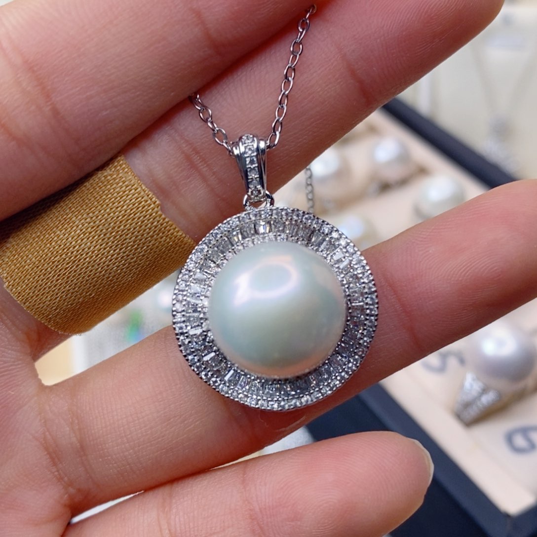 淡水珍珠吊坠(赠链)合金