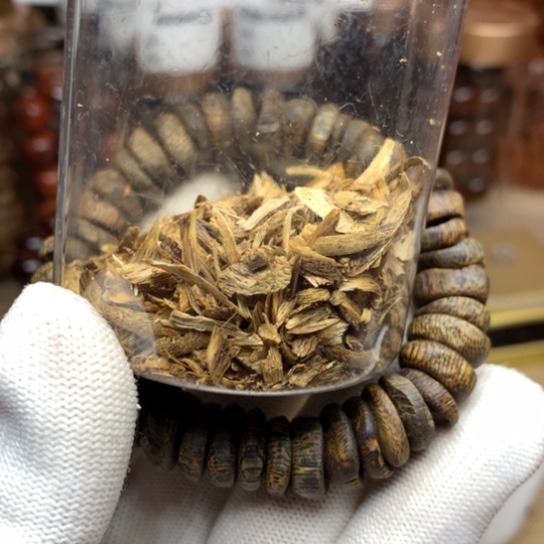 沉香沉香碎屑海南沉香