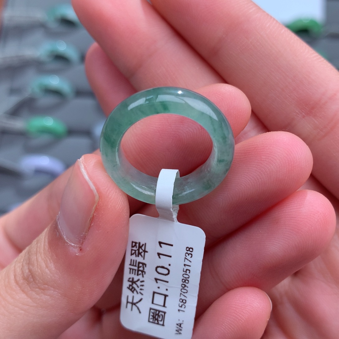翡翠戒指未镶嵌天然