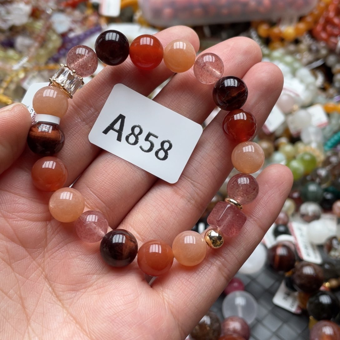 未镶嵌手链水晶多样性