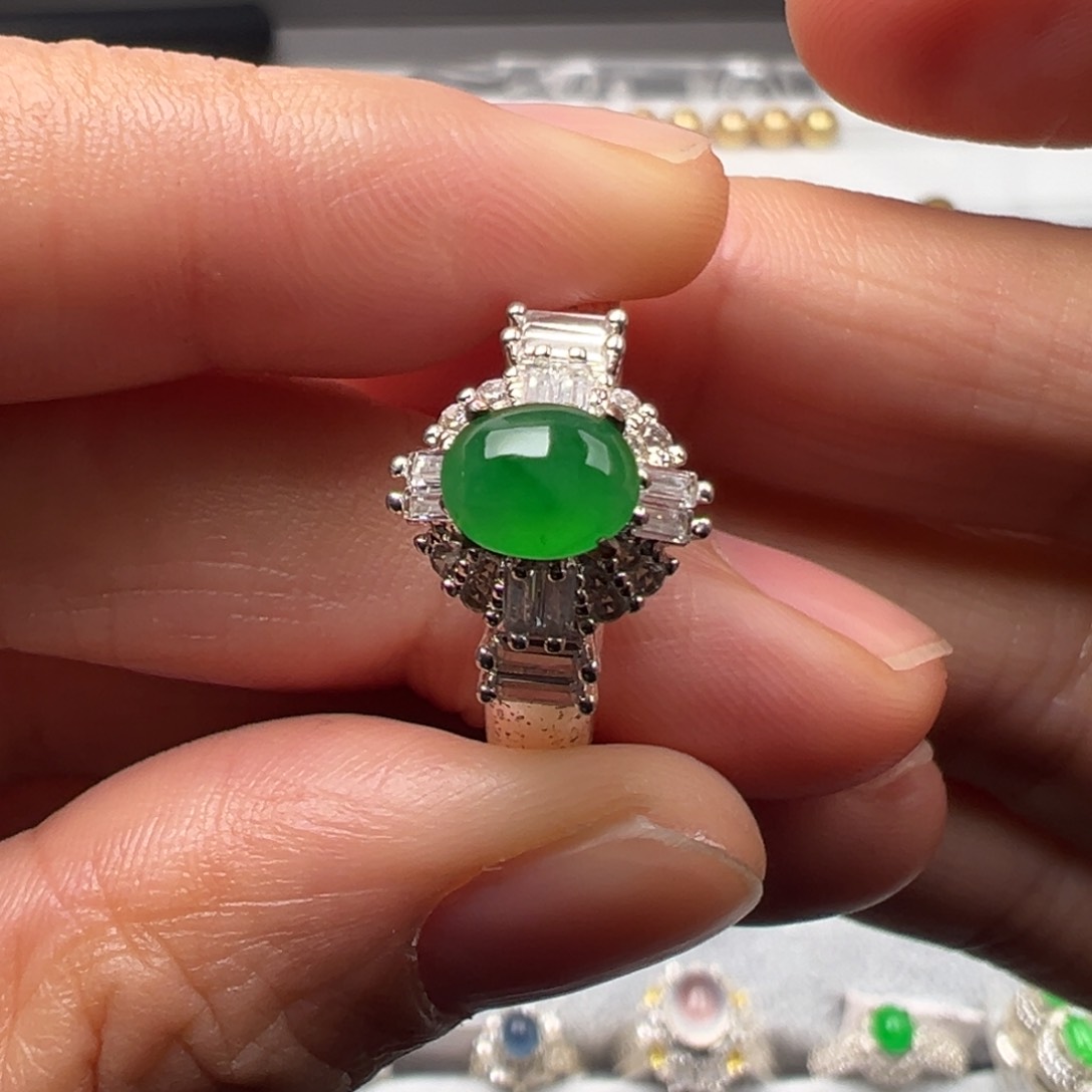 定制翡翠未镶嵌A货