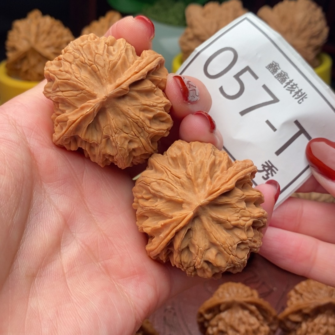 文玩核桃把件苹果园43