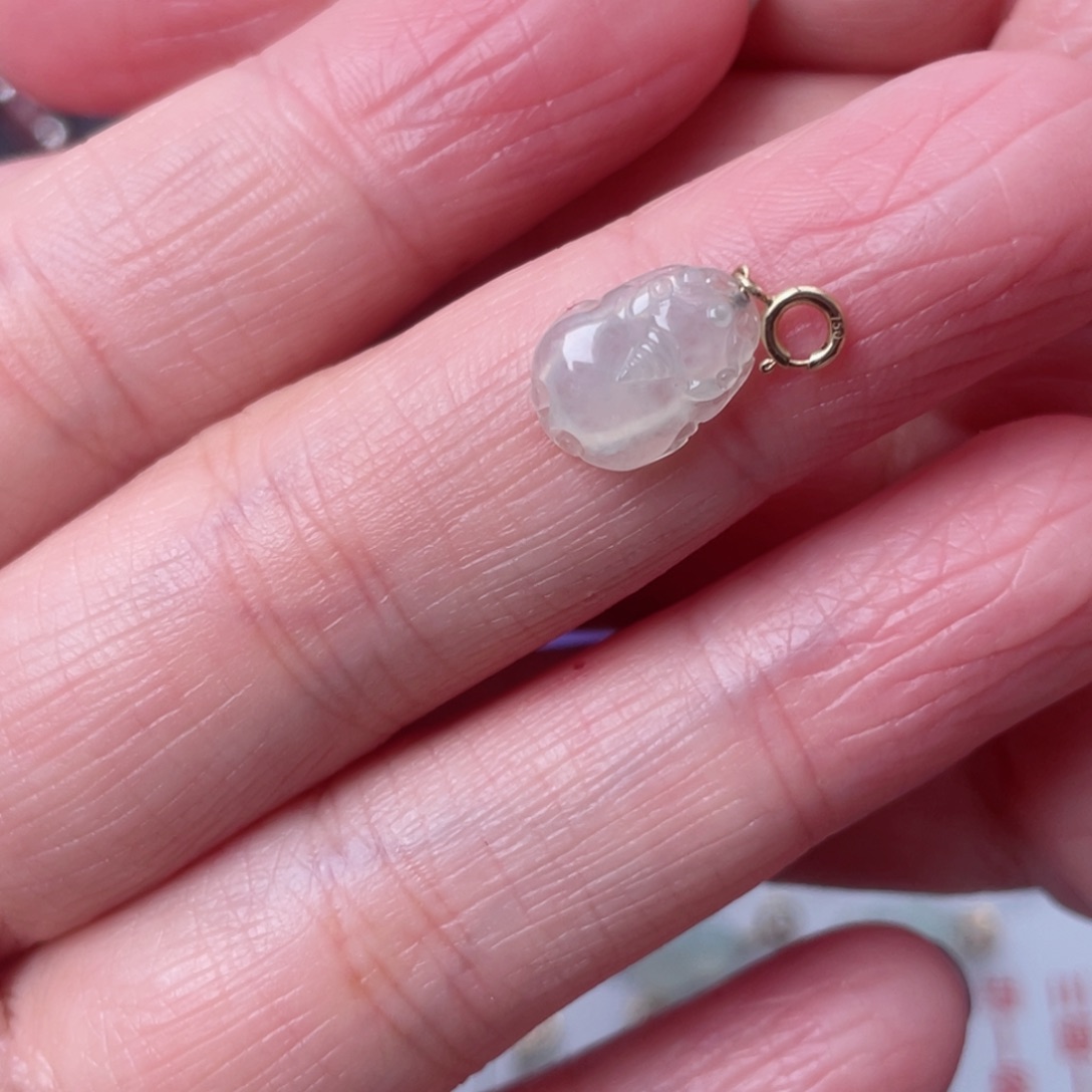 翡翠颈饰18K金镶嵌貔貅