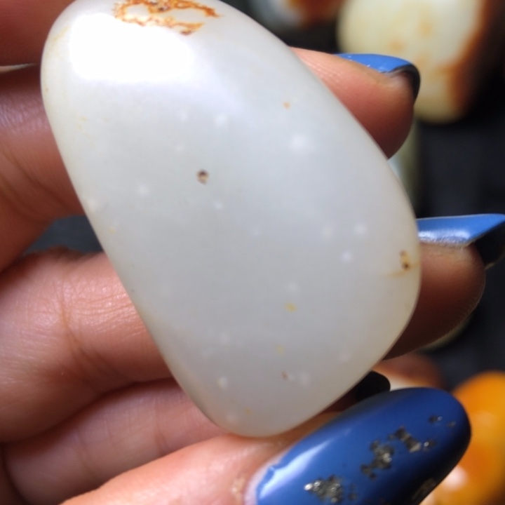 和田玉未镶嵌珠宝奇石