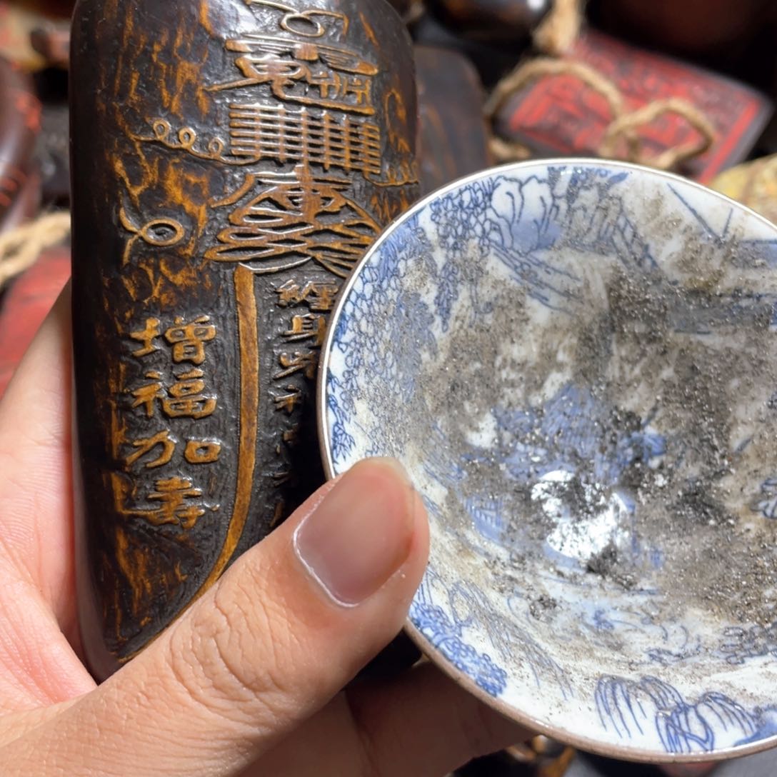 瓷片无****心哈哈哈哈哈哈哈哈哈