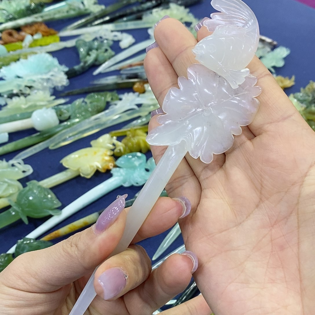 蛇纹石玉发簪未镶嵌