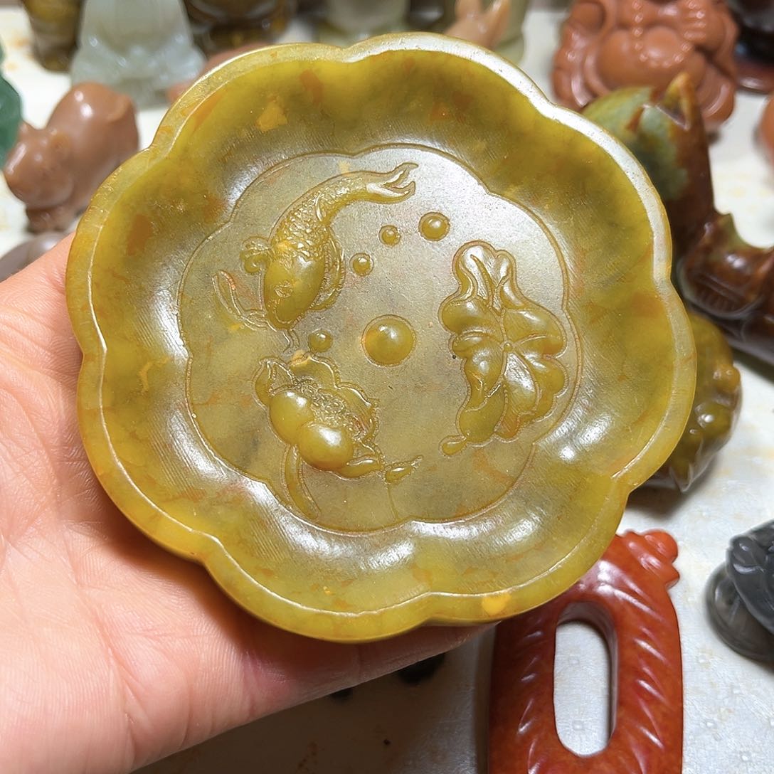 白玉菩提吊坠白玉菩提吊坠