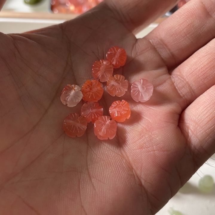 颈饰未镶嵌南红玛瑙