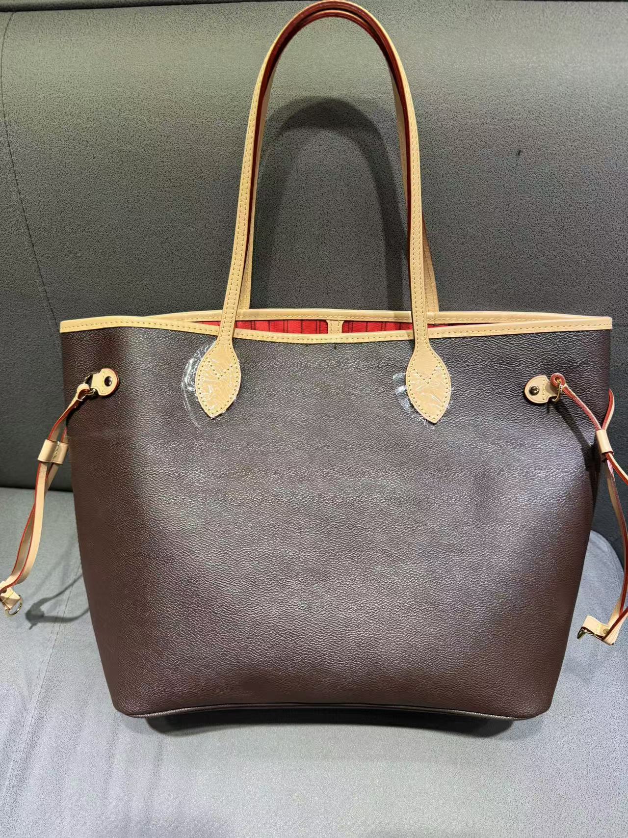 【TT】新款时尚真皮斜跨单肩包乃万【真皮女包包】高货12